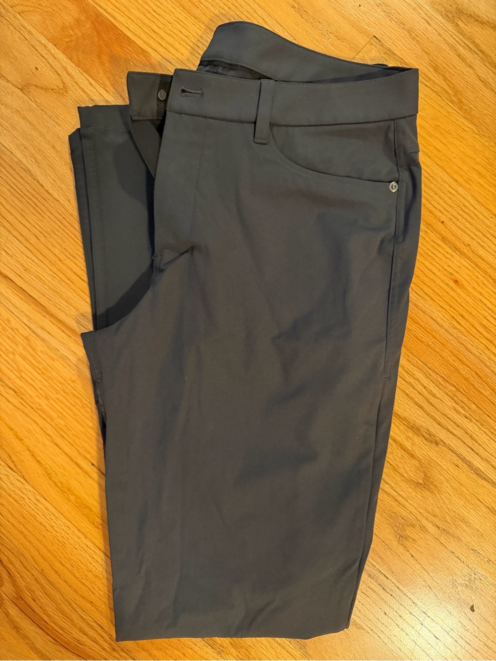 Lululemon ABC pant regular fit